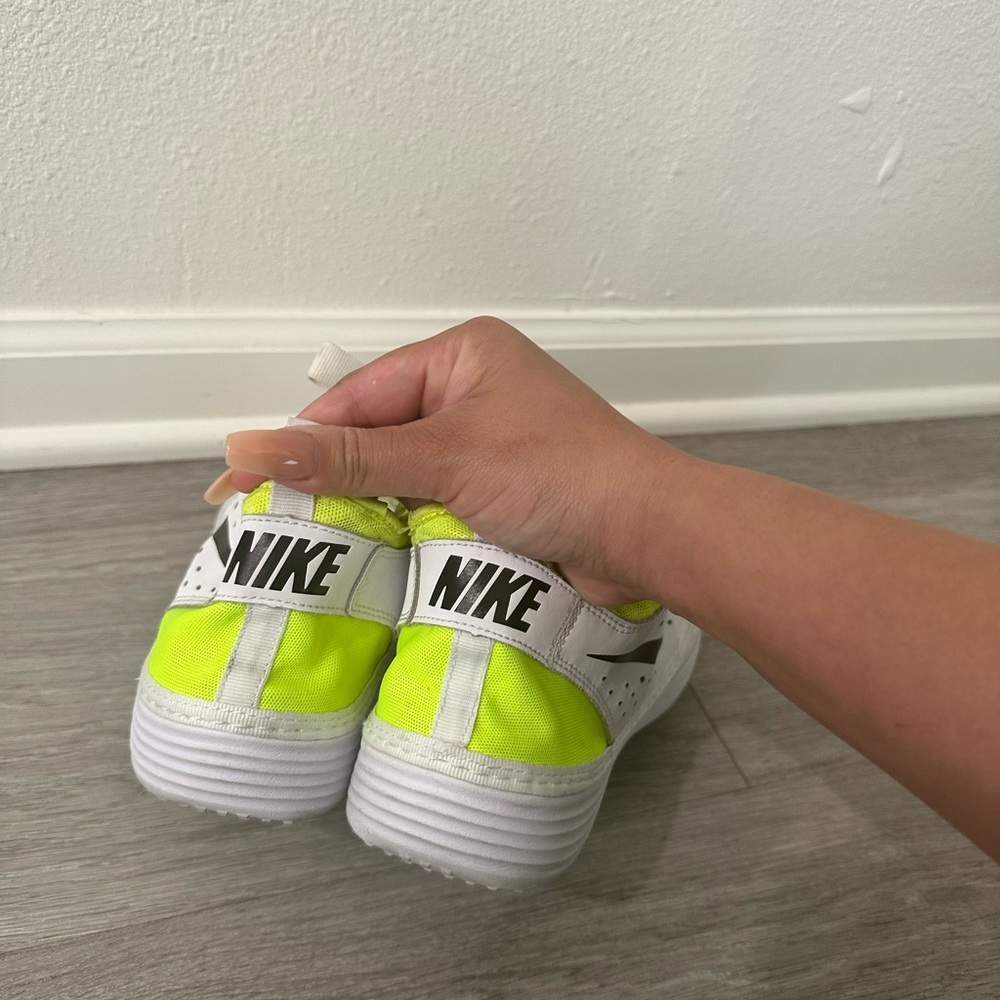 Nike SolarSoft Costa Low White Volt sneaker - Picture 5 of 6